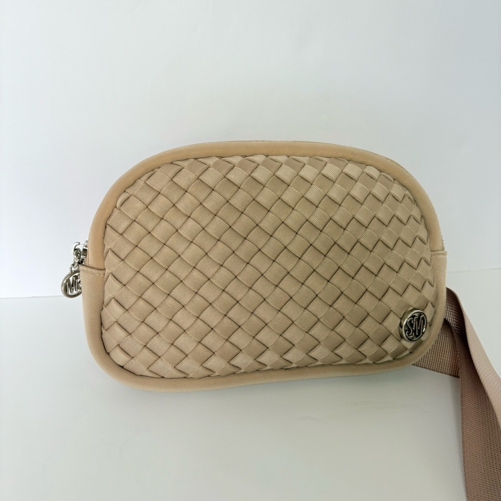 Steve Madden Quilted Belt Bag Beige Crossbody Fanny Pack - Picture 14 of 14
